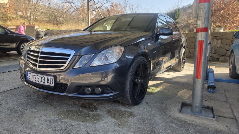 Mercedes-Benz E-klasa 220 CDI automatik, fotografija 2