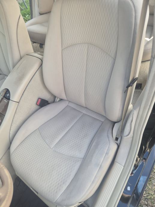 Mercedes-Benz E-klasa 220 CDI, fotografija 7