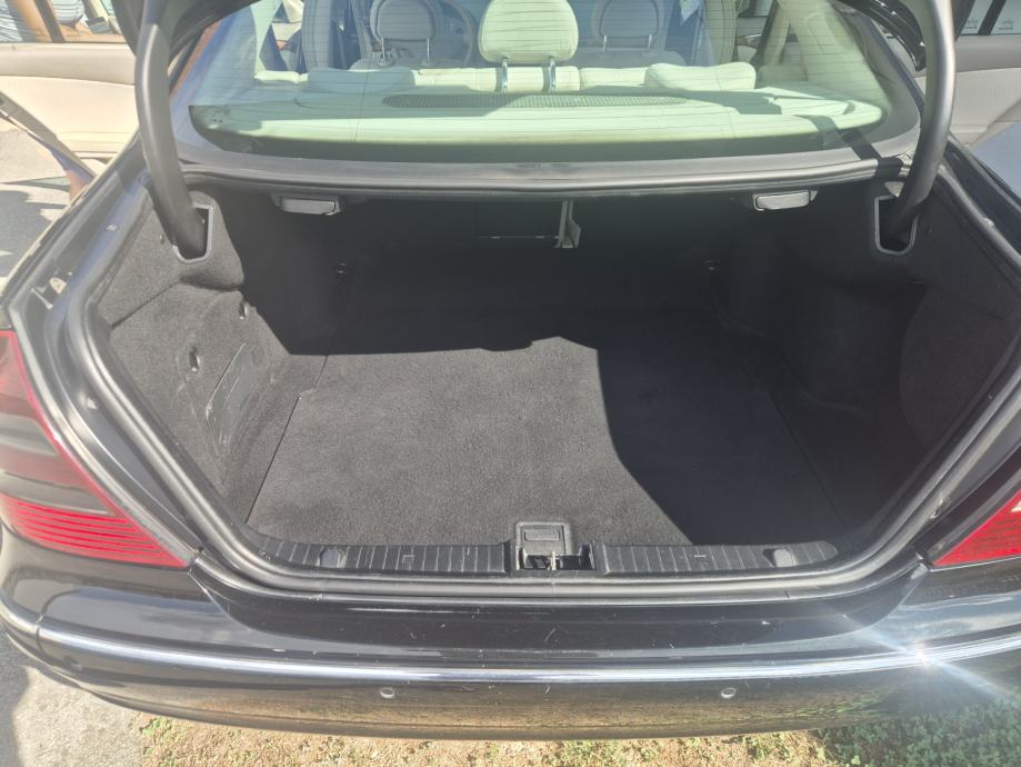 Mercedes-Benz E-klasa 220 CDI, fotografija 9