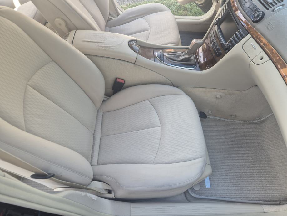 Mercedes-Benz E-klasa 220 CDI, fotografija 14