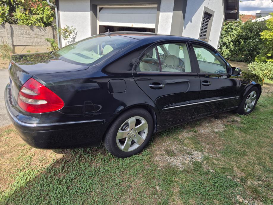 Mercedes-Benz E-klasa 220 CDI, fotografija 16