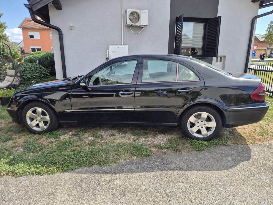 Mercedes-Benz E-klasa 220 CDI, fotografija 19