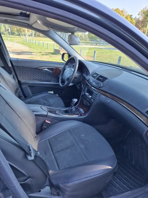 Mercedes-Benz E-klasa 220 CDI, fotografija 7
