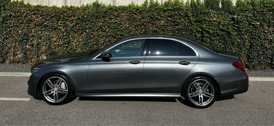 Mercedes-Benz E-klasa 220 D AMG Automatik*360*Navi*Widescreen*, fotografija 7