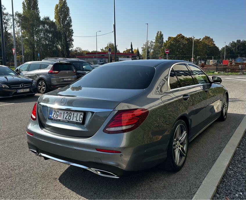 Mercedes-Benz E-klasa 220 D AMG Automatik*360*Navi*Widescreen*, fotografija 4