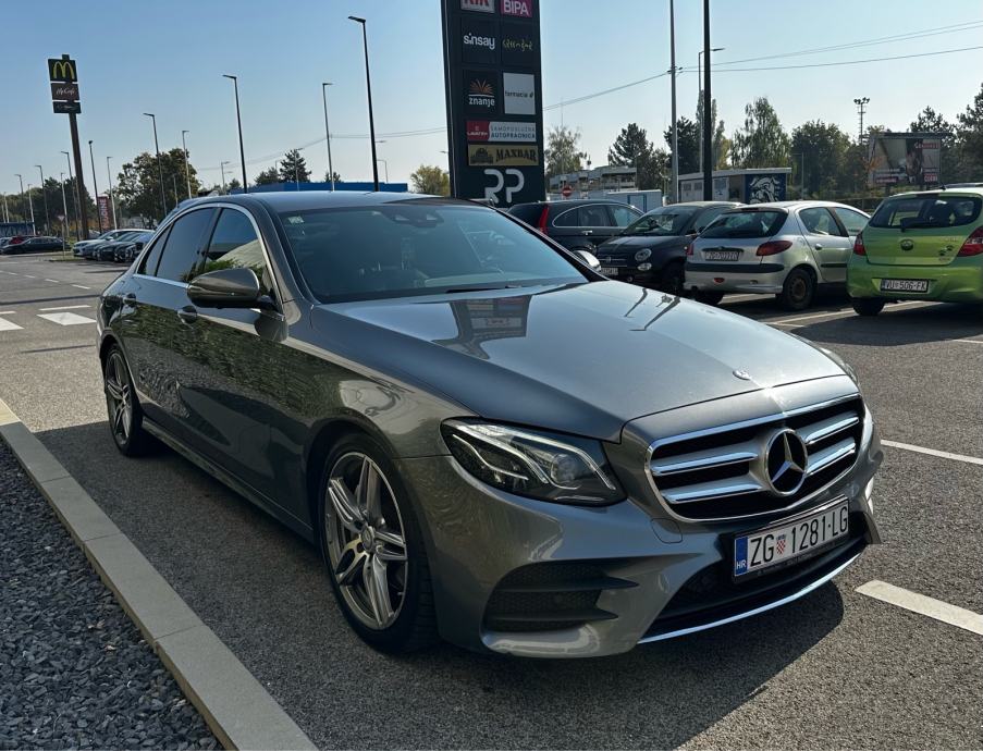 Mercedes-Benz E-klasa 220 D AMG Automatik*360*Navi*Widescreen*, fotografija 3