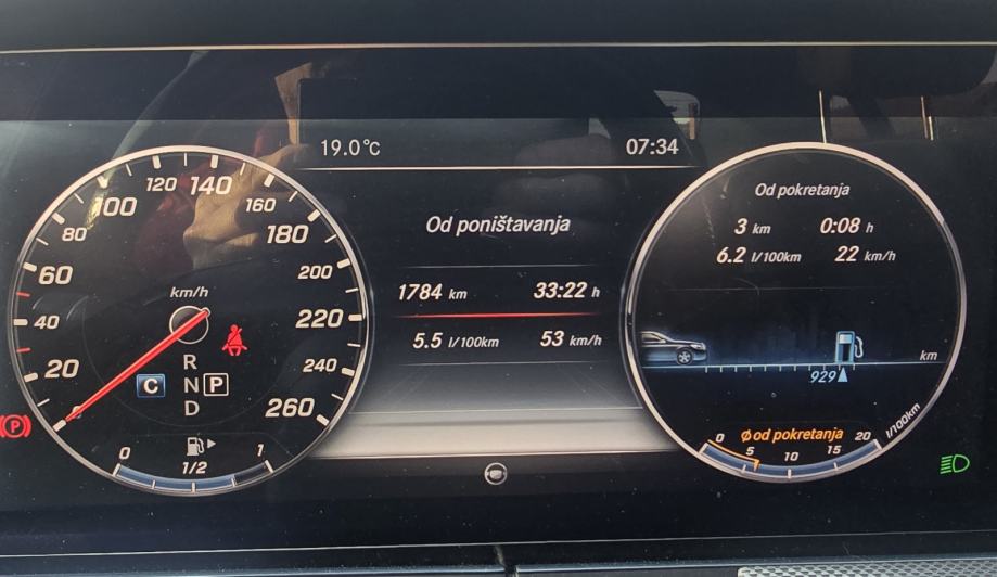 Mercedes-Benz E220D*REGISTRIRAN*9G-auto*F1*360 Kamera*AMB, fotografija 19