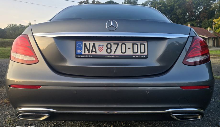 Mercedes-Benz E220D*REGISTRIRAN*9G-auto*F1*360 Kamera*AMB, fotografija 10