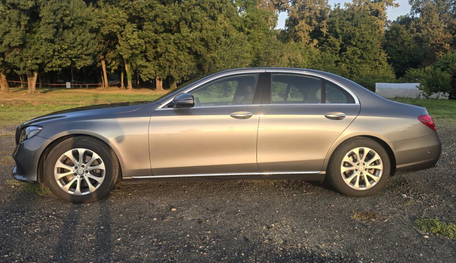 Mercedes-Benz E220D*REGISTRIRAN*9G-auto*F1*360 Kamera*AMB, fotografija 3
