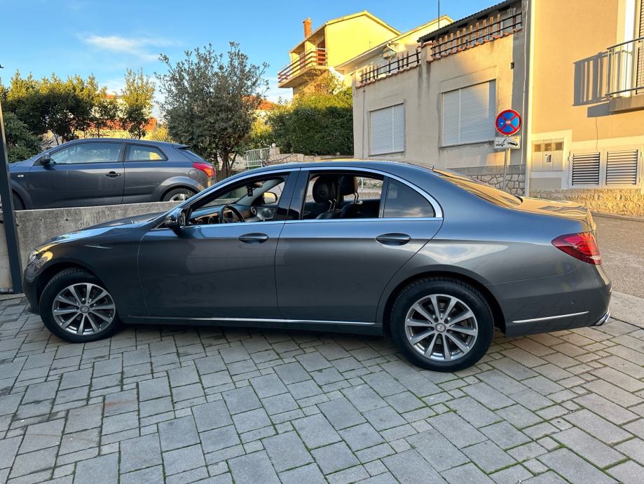 Mercedes-Benz E-klasa 220 D automatik, fotografija 9