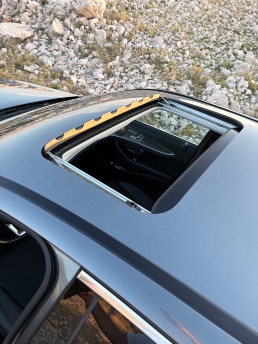 Mercedes-Benz E-klasa 220 D automatik, fotografija 17