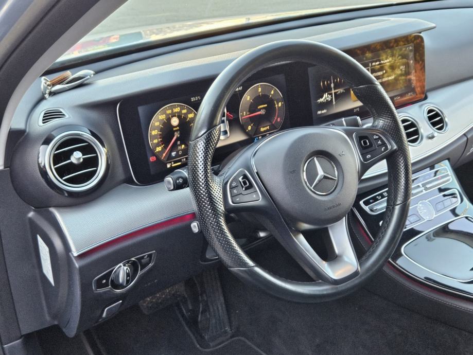 Mercedes-Benz E-klasa 220 D automatik, fotografija 9