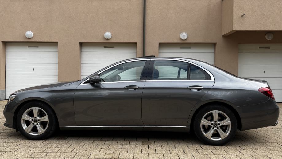 Mercedes-Benz E-klasa 220 D automatik, fotografija 2