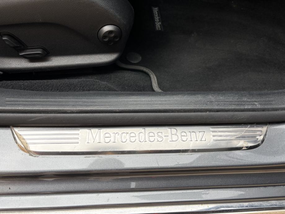 Mercedes-Benz E-klasa 220 D automatik, fotografija 18
