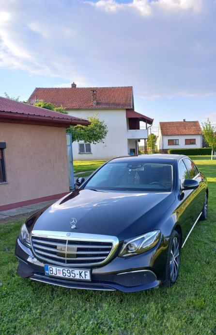 Mercedes-Benz E-klasa 220 d (W213) – Exclusive paket, izuzetno očuvan, fotografija 2