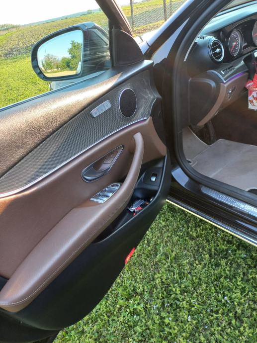 Mercedes-Benz E-klasa 220 d (W213) – Exclusive paket, izuzetno očuvan, fotografija 12