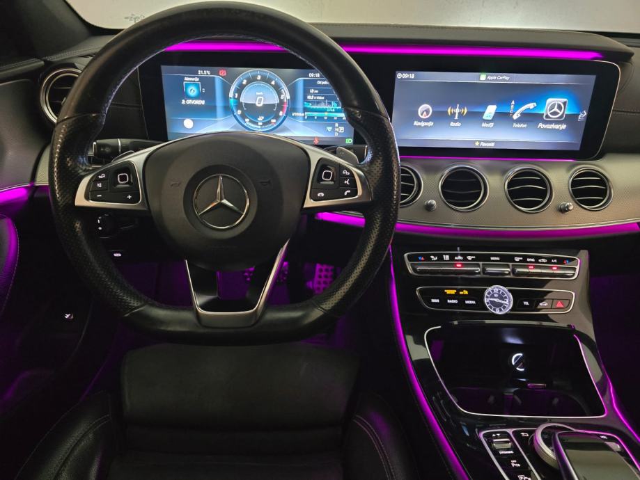 Mercedes-Benz E-klasa 220d AMG, Full Oprema, Top Stanje, Servisna!, fotografija 17