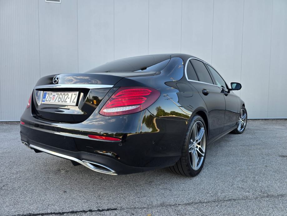 Mercedes-Benz E-klasa 220d AMG, Full Oprema, Top Stanje, Servisna!, fotografija 6