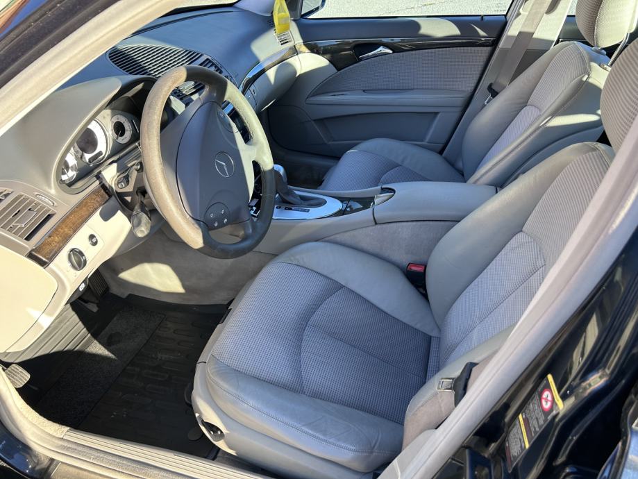 Mercedes-Benz E-klasa W211 270 CDI automatik 182000km AVANTGARDE, fotografija 17