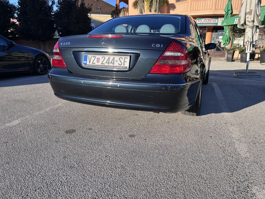 Mercedes-Benz E-klasa W211 270 CDI automatik 182000km AVANTGARDE, fotografija 20
