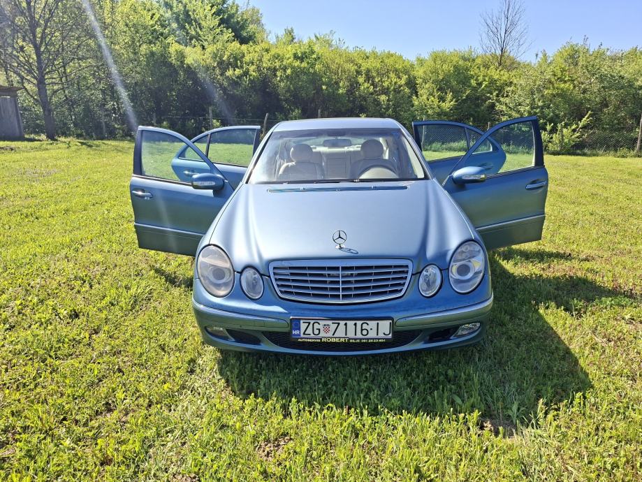 Mercedes-Benz E-klasa 270 CDI, fotografija 13