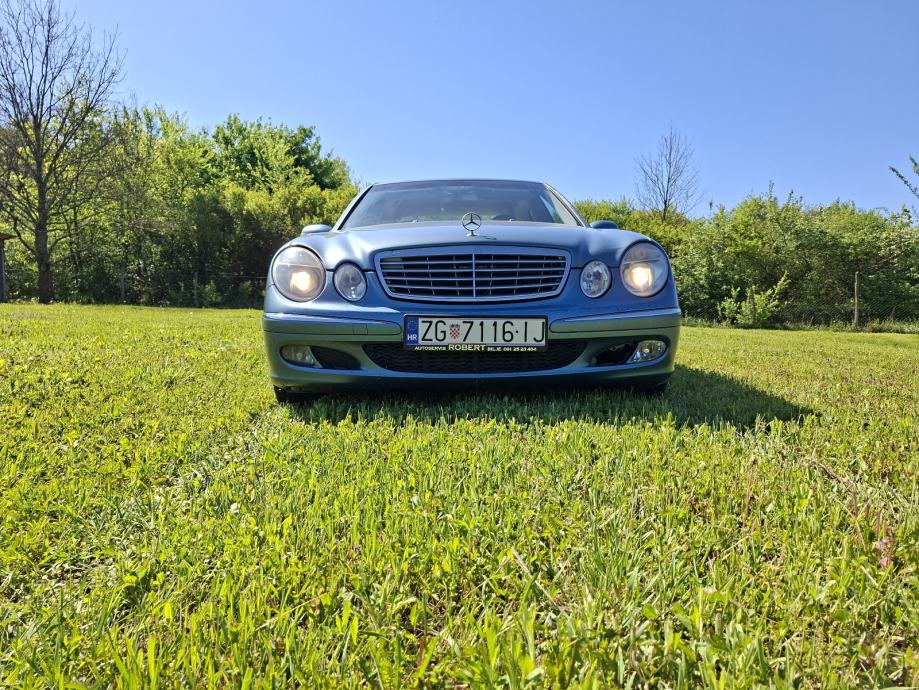 Mercedes-Benz E-klasa 270 CDI, fotografija 18