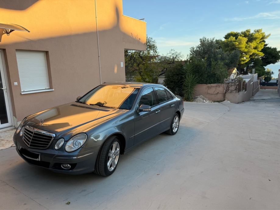 Mercedes-Benz E-klasa 320 CDI 4MATIC automatik, fotografija 4