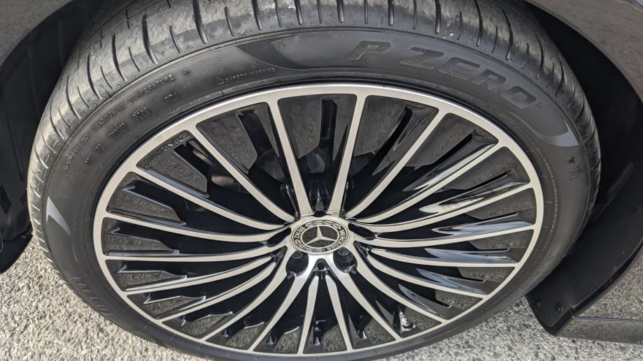 MERCEDES-BENZ E KLASA 4MATIC AMG LINE 220d 9G-TRONIC, fotografija 10