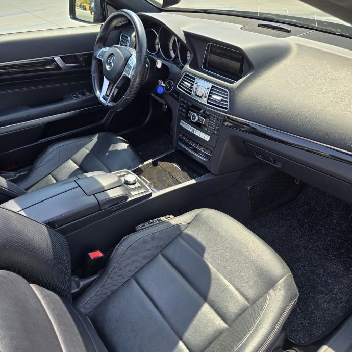Mercedes E 350 Cabrio AMG Line | 101.000 km | V6 | 1. vlasnik, fotografija 7