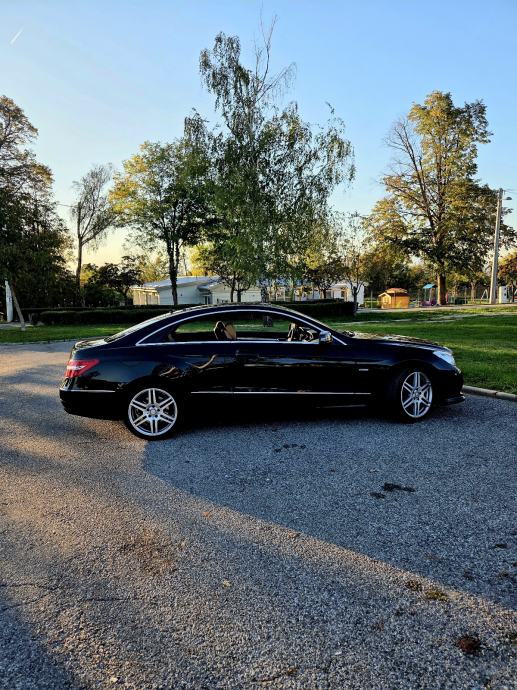 Mercedes-Benz E-klasa Coupe 220 CDI automatik, fotografija 3