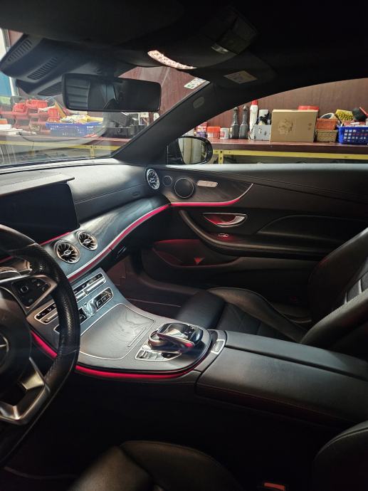 Mercedes-Benz E-klasa Coupe 220d 3×AMG, fotografija 7