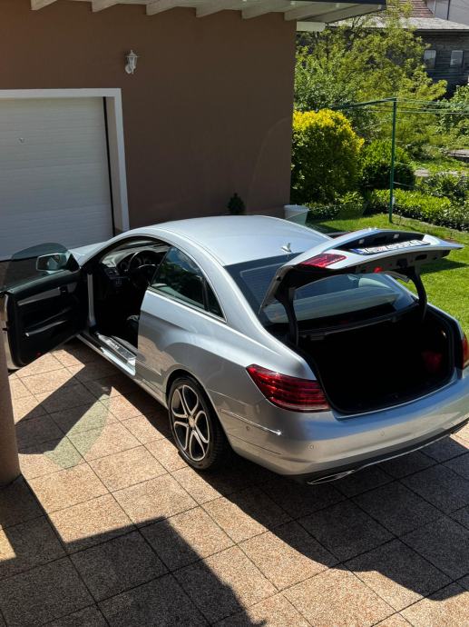 Mercedes-Benz E-klasa Coupe 250, fotografija 4