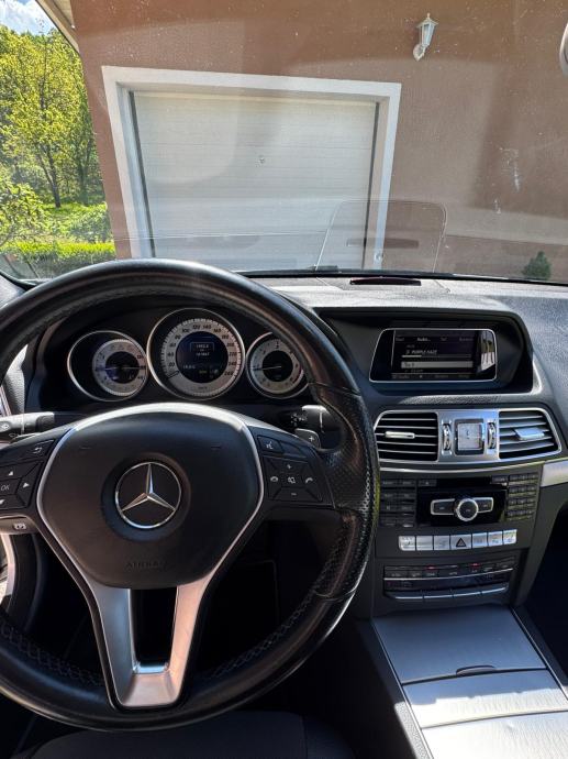 Mercedes-Benz E-klasa Coupe 250, fotografija 9