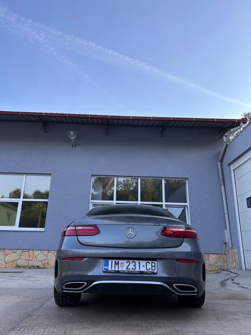 Mercedes-Benz E-klasa Coupe, fotografija 3