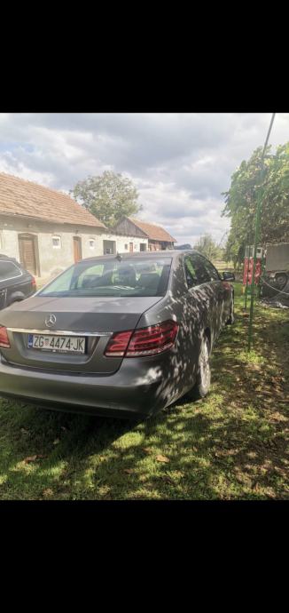 Mercedes-Benz E-klasa E 200, fotografija 9