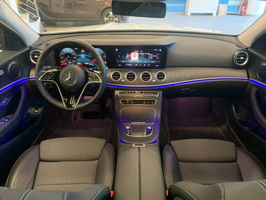Mercedes-Benz E-klasa E 220 automatik 9 G- AMG PANORAMA, fotografija 11