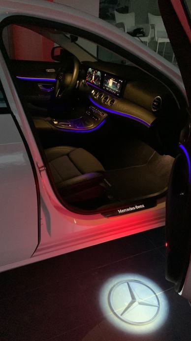 Mercedes-Benz E-klasa E 220 automatik 9 G- AMG PANORAMA, fotografija 10