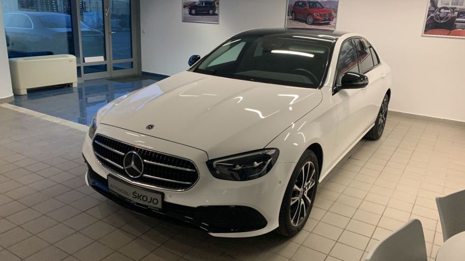 Mercedes-Benz E-klasa E 220 automatik 9 G- AMG PANORAMA, fotografija 7