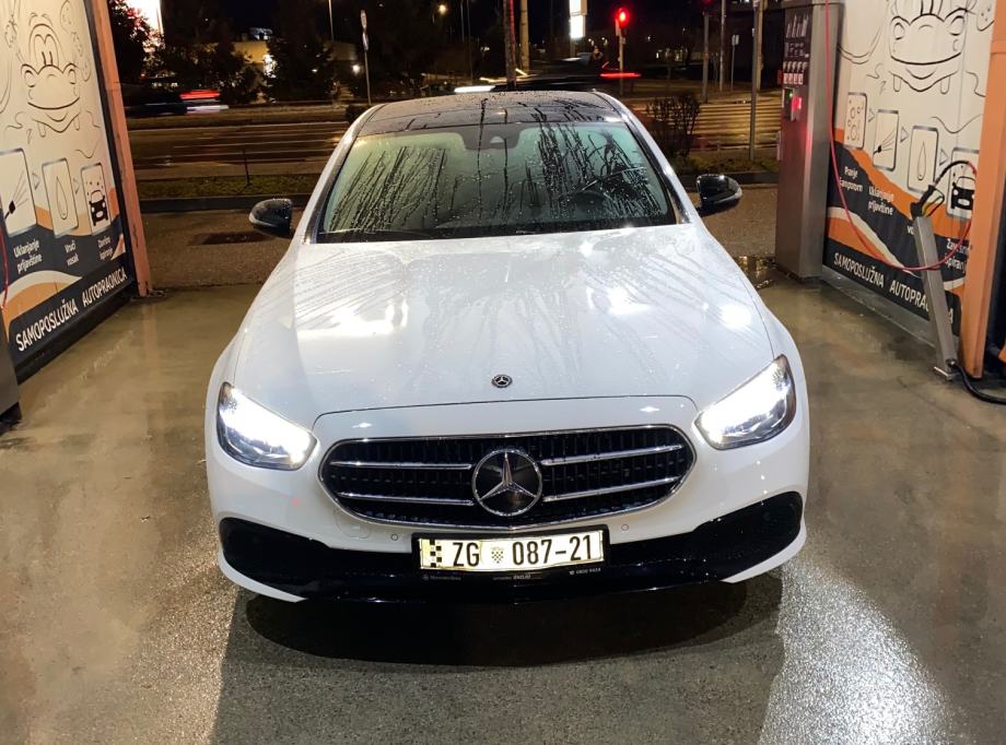 Mercedes-Benz E-klasa E 220 automatik 9 G- AMG PANORAMA, fotografija 14