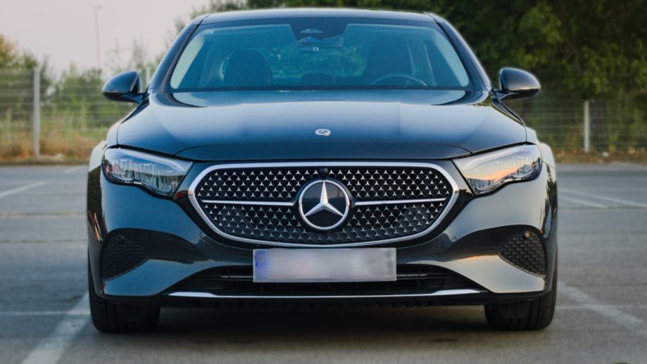 Mercedes-Benz E-klasa E 220 automatik LEASING BEZ UČEŠĆA TVORNIČKO JA, fotografija 2