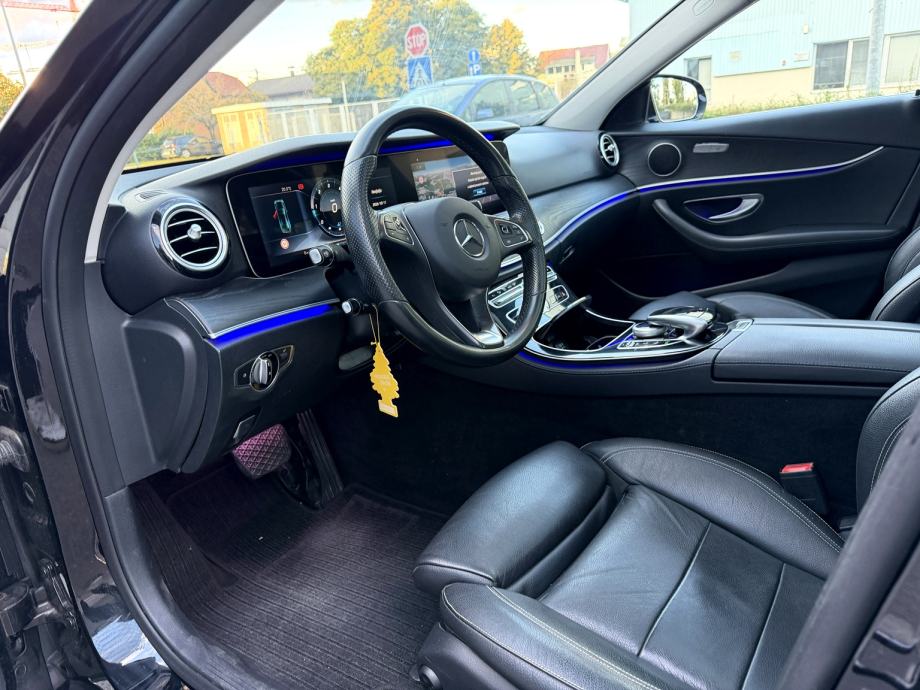 Mercedes-Benz E-klasa E 220 automatik, fotografija 6