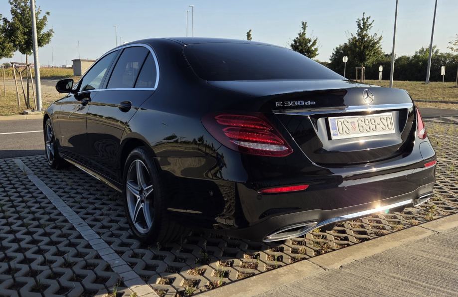 Mercedes-Benz E300 de AMG Line/JungeSterneJamstvo/registriran, fotografija 5