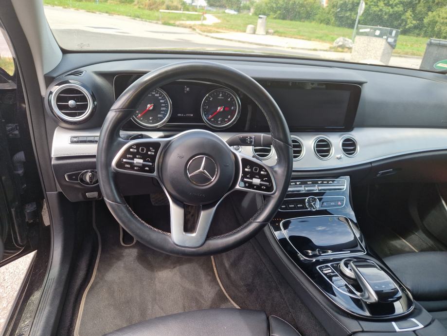 Mercedes-Benz E-klasa T-model 220 d, fotografija 13
