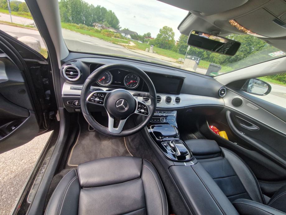 Mercedes-Benz E-klasa T-model 220 d, fotografija 14