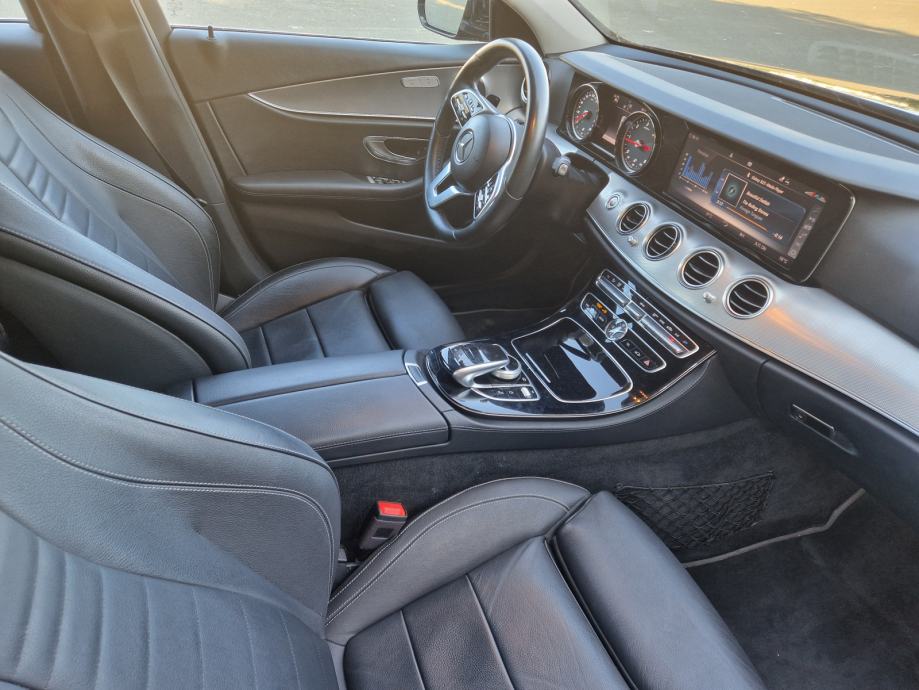 Mercedes-Benz E-klasa T-model 220 d, fotografija 11