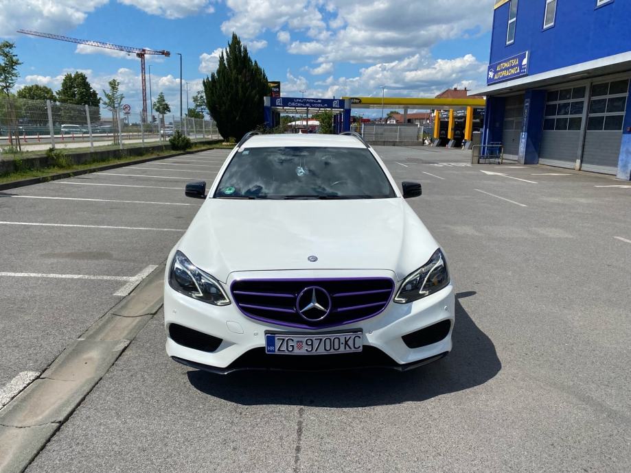 Mercedes-Benz E-klasa T-model 220D AMG line automatik, fotografija 4