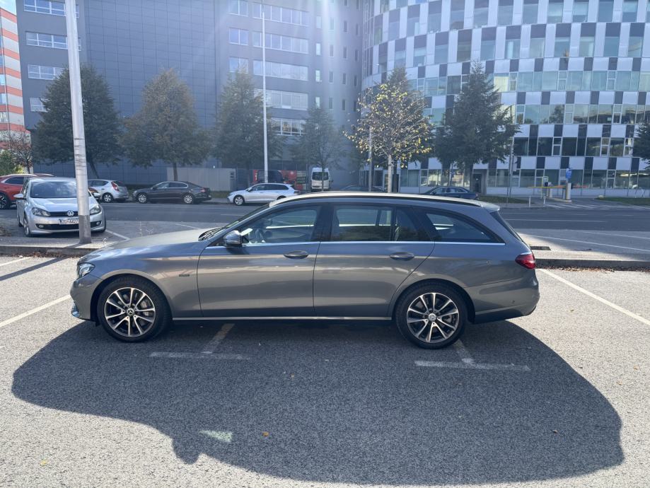 Mercedes-Benz E-klasa T-model 300de automatik Plug-in hibrid, fotografija 5