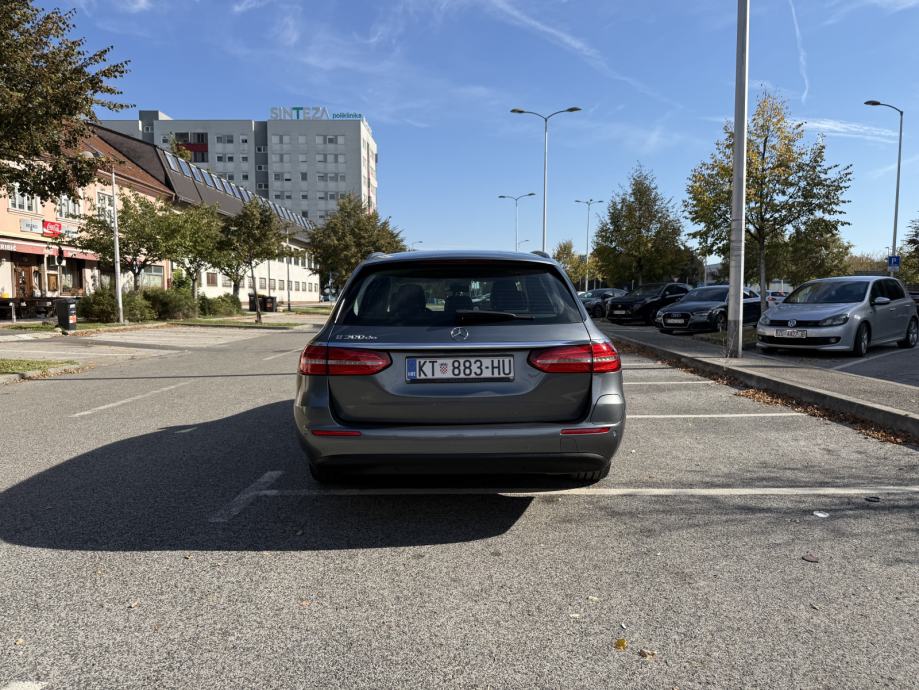 Mercedes-Benz E-klasa T-model 300de automatik Plug-in hibrid, fotografija 4