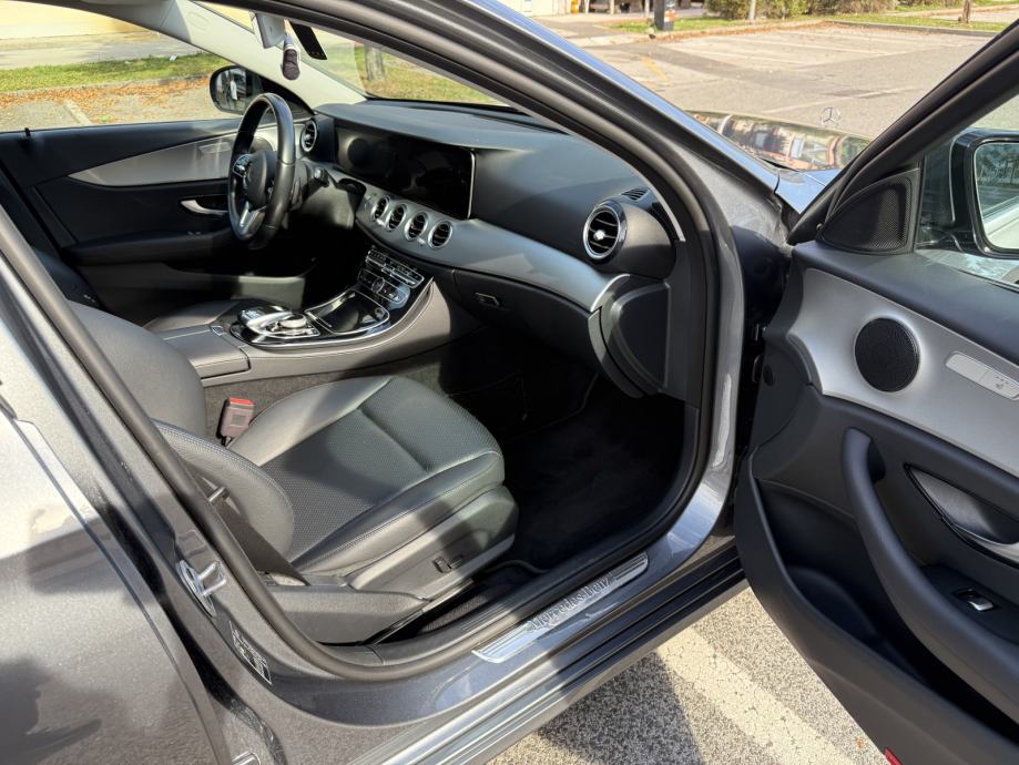 Mercedes-Benz E-klasa T-model 300de automatik Plug-in hibrid, fotografija 13