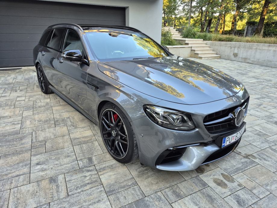 MERCEDES- BENZ E 63S AMG, fotografija 2